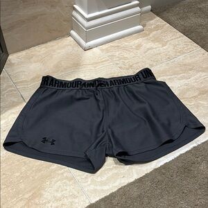 Under Armour Black Athletic Shorts Lightweight Breathable